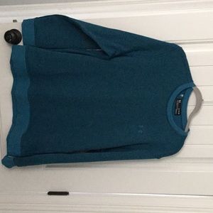 Under Armour sweatshirt